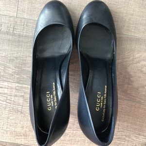 High heel shoes by Gucci